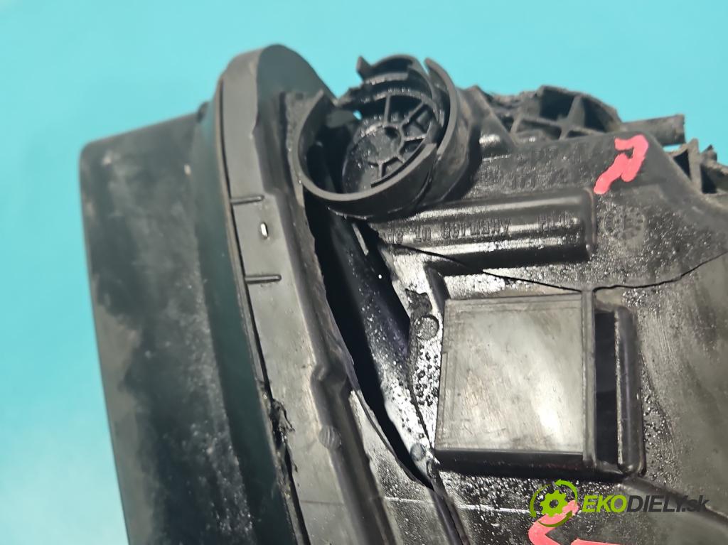 Audi A8 D4 2009-2017 2.0 TFSI 211KM automatic 155 kW 1984 cm3 4- Reflektor: pravý 4H0941004 (Svetlo predné pravé)