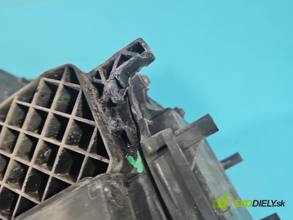 Audi A8 D4 2009-2017 2.0 TFSI 211KM automatic 155 kW 1984 cm3 4- Reflektor: pravý 4H0941004 (Svetlo predné pravé)