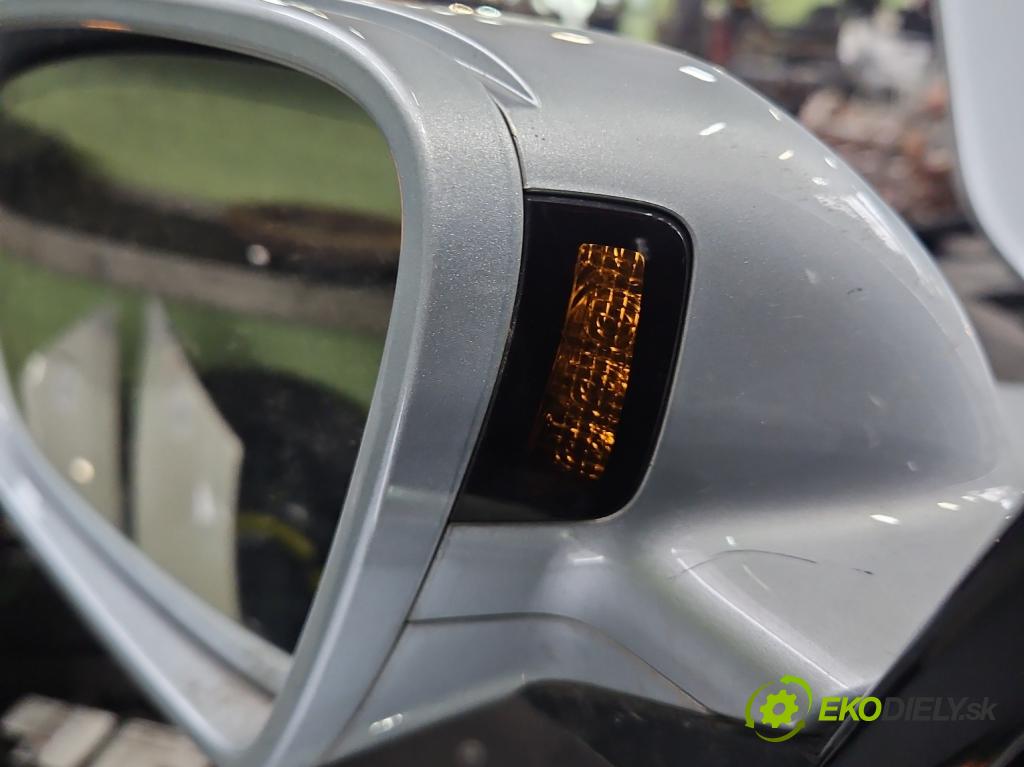 Audi A8 D4 2009-2017 2.0 TFSI 211KM automatic 155 kW 1984 cm3 4- zrkadlo ľavé  (Kľučka dverí ostatné)