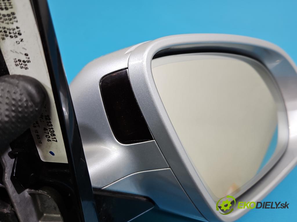 Audi A8 D4 2009-2017 2.0 TFSI 211KM automatic 155 kW 1984 cm3 4- zrkadlo pravé  (Kľučka dverí ostatné)