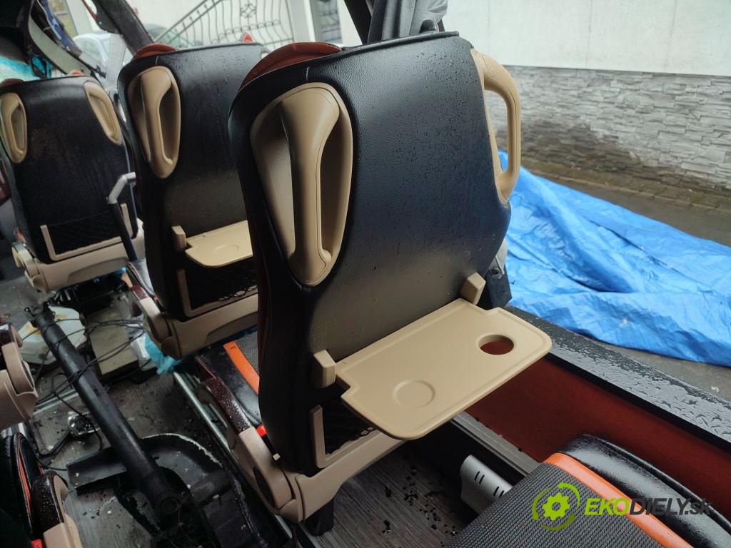 Mercedes Sprinter II 906 2006-  3.0d 190 HP automatic 140 kW 2987 cm3 5- sedačke: komplet