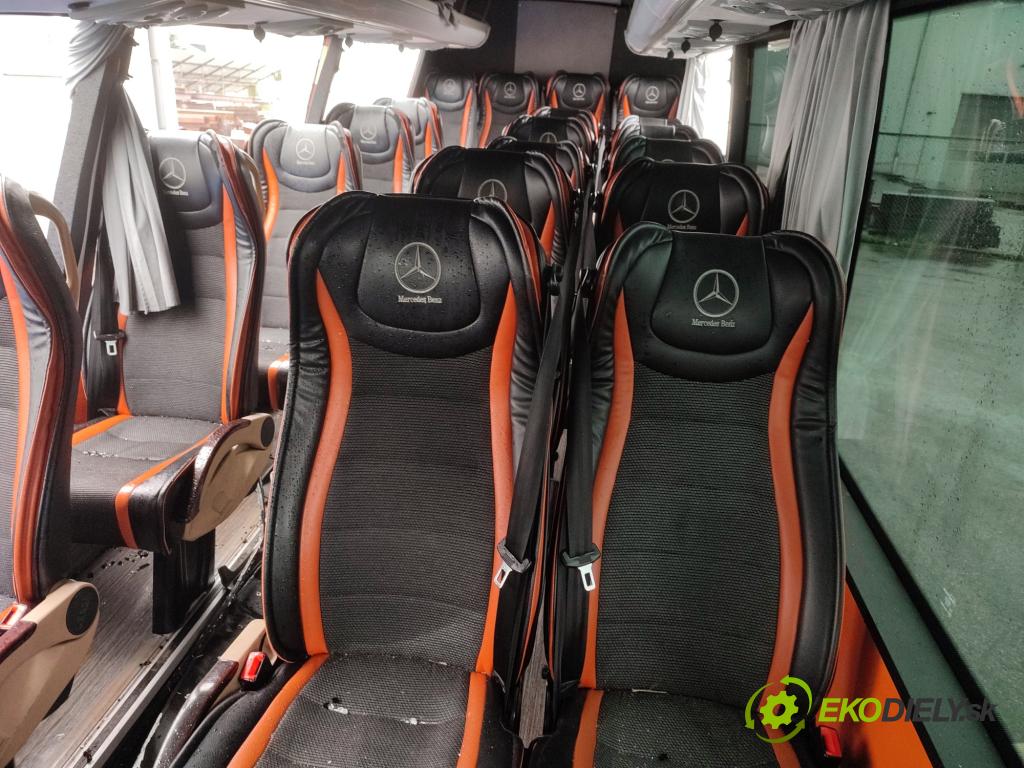 Mercedes Sprinter II 906 2006-  3.0d 190 HP automatic 140 kW 2987 cm3 5- sedačke: komplet