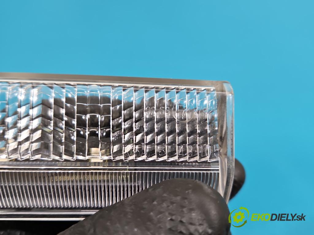 Lexus NX I 2014-2021 2.5 16V 155 HP automatic 114 kW 2494 cm3 5- světlo: stop: