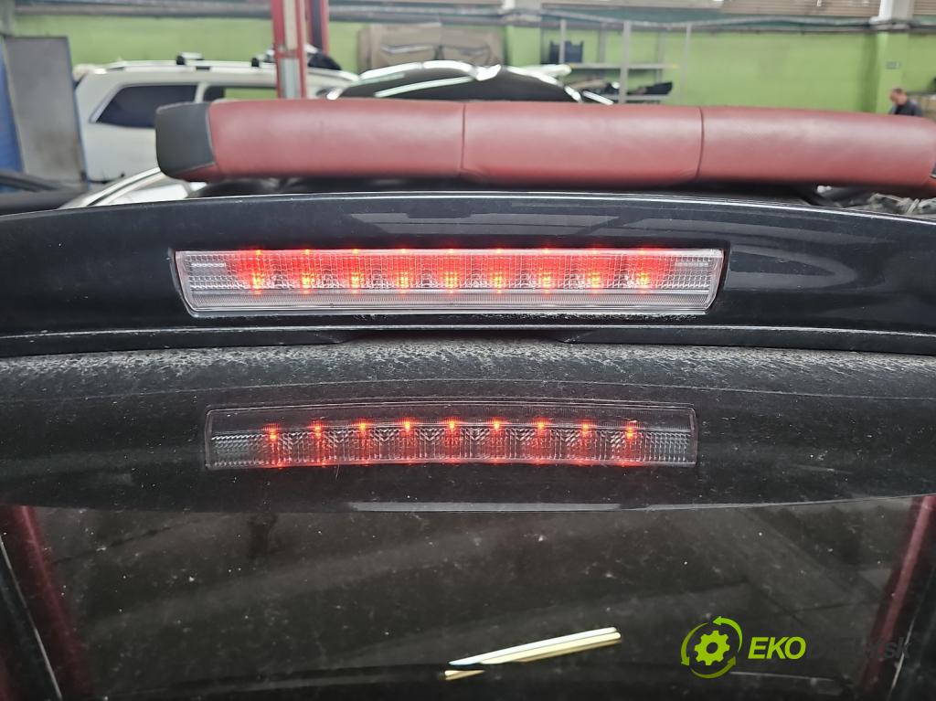 Lexus NX I 2014-2021 2.5 16V 155 HP automatic 114 kW 2494 cm3 5- světlo: stop: 