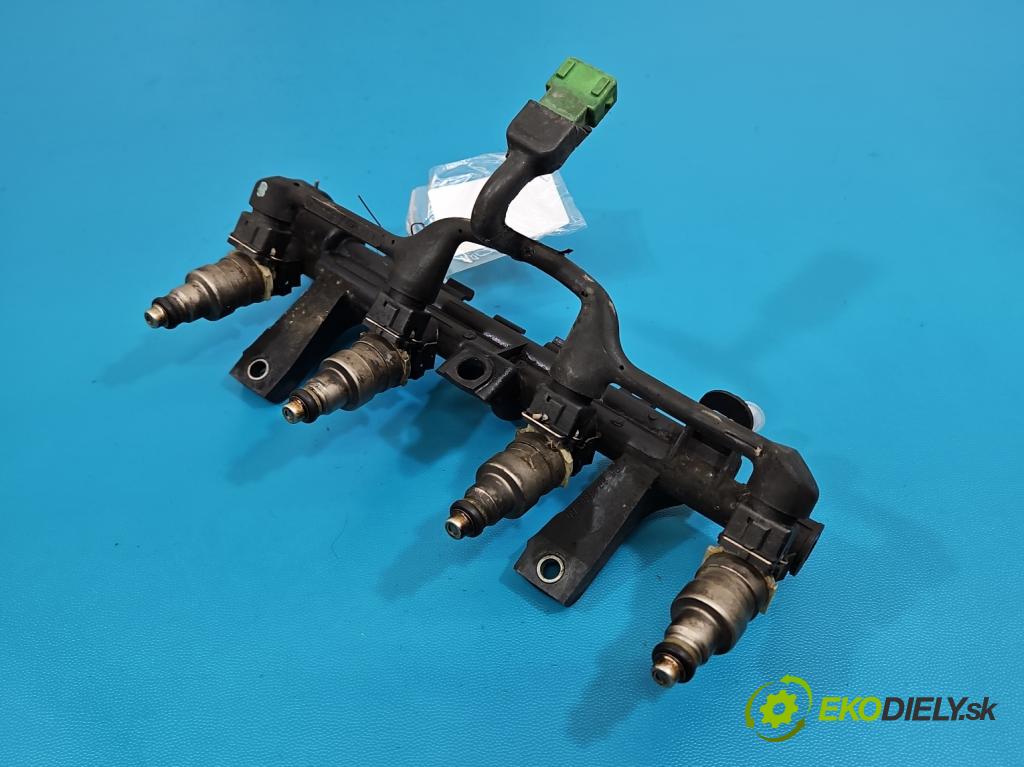 Citroen Xsara I 1997-2000 1.4 8V 75 hp manual 55 kW 1360 cm3 5- vstřikovač IW155 (Vstřikovač paliva)