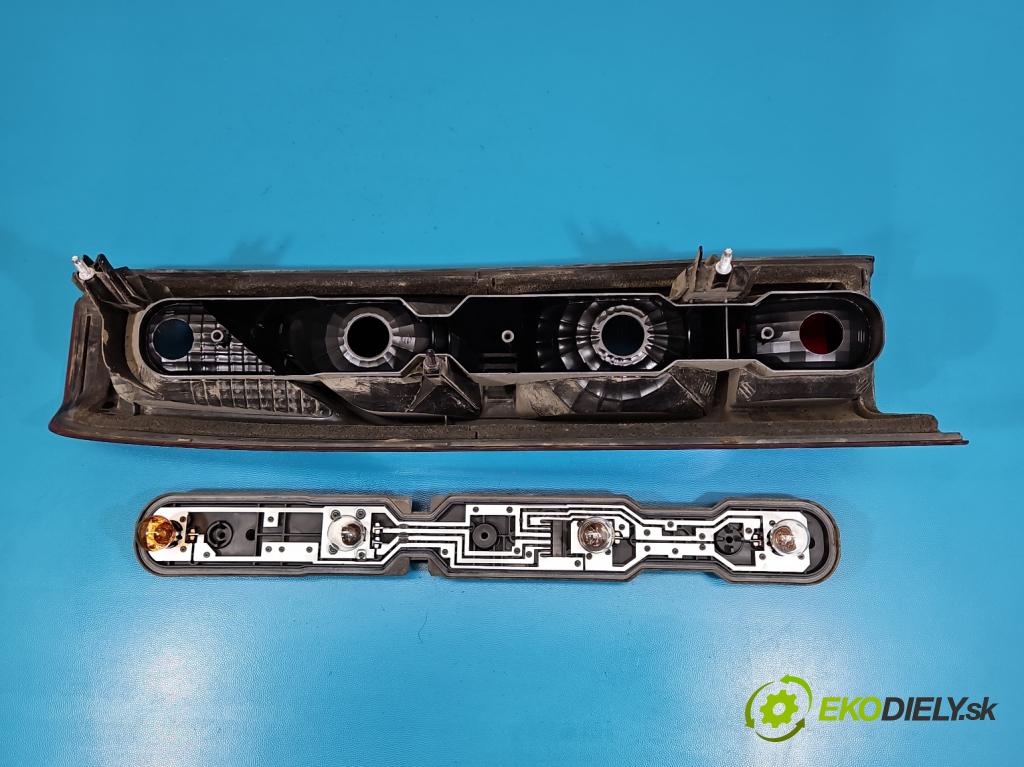 Renault Master III 2010-2024 2.3 dci 131 HP manual 96 kW 2299 cm3 5- svetlo / reflektor zadné pravé  (Kľučka dverí ostatné)