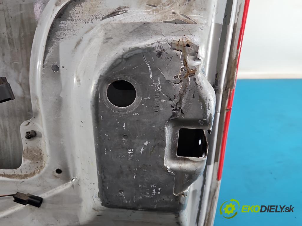 Renault Master III 2010-2024 2.3 dci 131 HP manual 96 kW 2299 cm3 5- dvere zadné pravé  (Kľučka dverí ostatné)