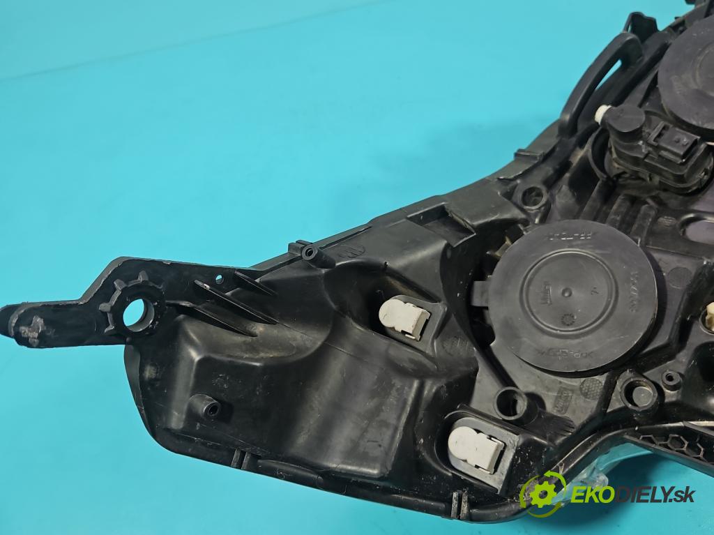 Peugeot 508 I 2010-2018 2.0 hdi 150 HP manual 110 kW 1997 cm3 5- Reflektor: ľavý 9678393180 (Kľučka dverí ostatné)