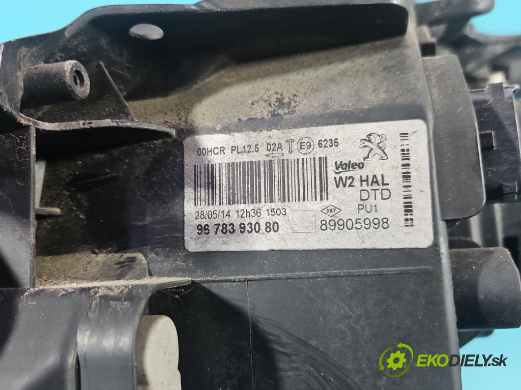 Peugeot 508 I 2010-2018 2.0 hdi 150 HP manual 110 kW 1997 cm3 5- Reflektor: pravý 9678393080 (Svetlo predné pravé)