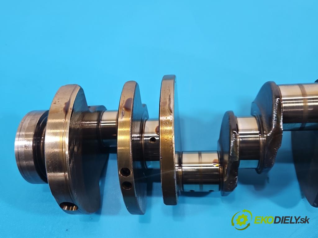 Mercedes GL II X166 2012-2015 4.7 V8 278928 340KM: automatic 250 kW 4663 cm3 5- Hřídel: kľukový R27803 (Blok motora ostatné)