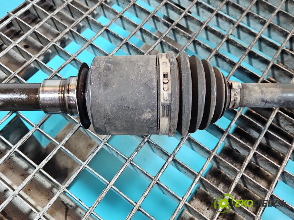 Mercedes GL II X166 2012-2015 4.7 V8 278928 340KM: automatic 250 kW 4663 cm3 5- poloos predné pravé A1663301300