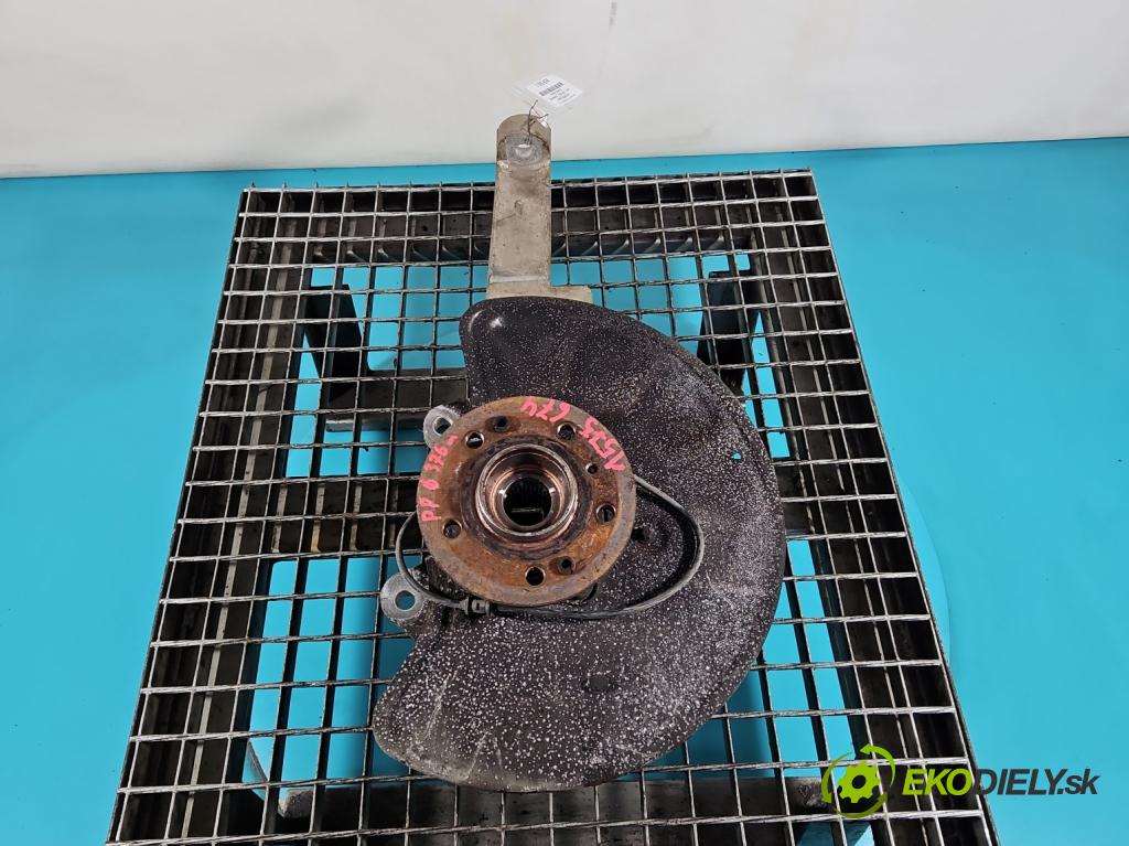 Mercedes GL II X166 2012-2015 4.7 V8 278928 340KM automatic 250 kW 4663 cm3 5- náboj pravé  (Náboj kola)