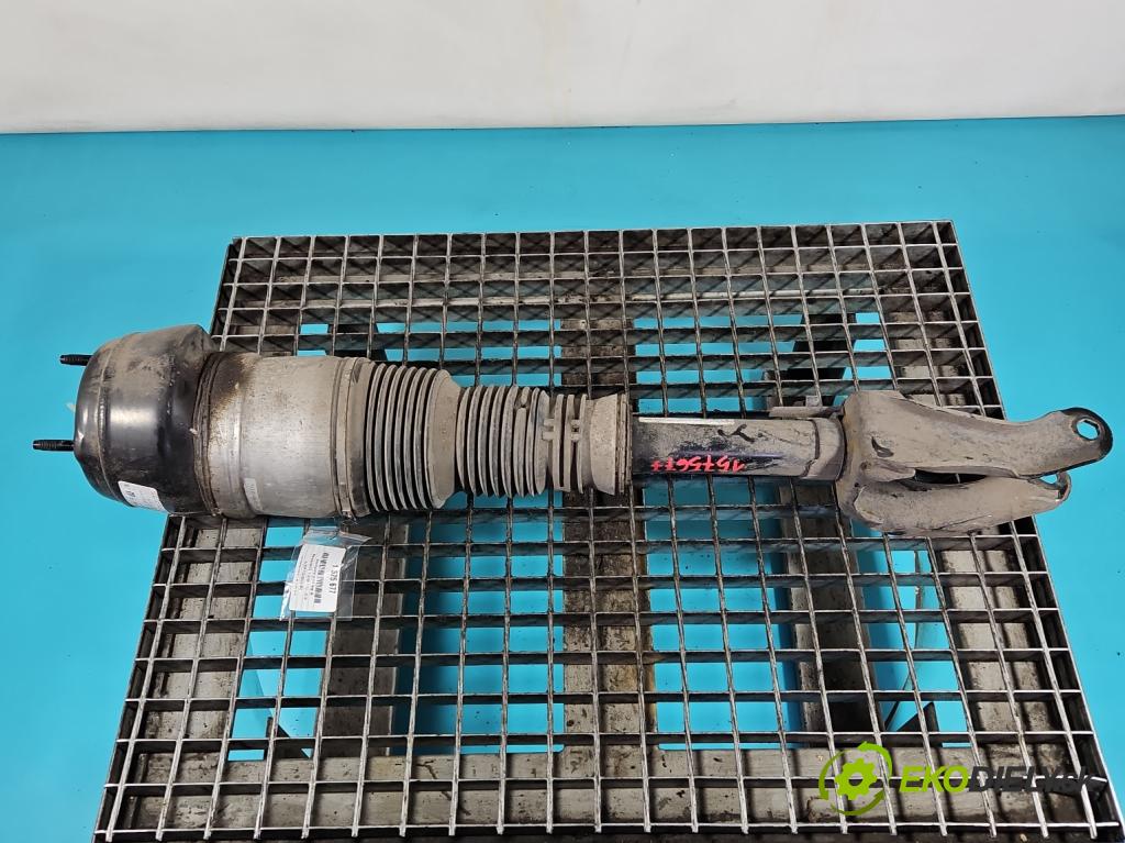 Mercedes GL II X166 2012-2015 4.7 V8 278928 340KM: automatic 250 kW 4663 cm3 5- tlmič predné ľavý 1663233100 (Kľučka dverí ostatné)