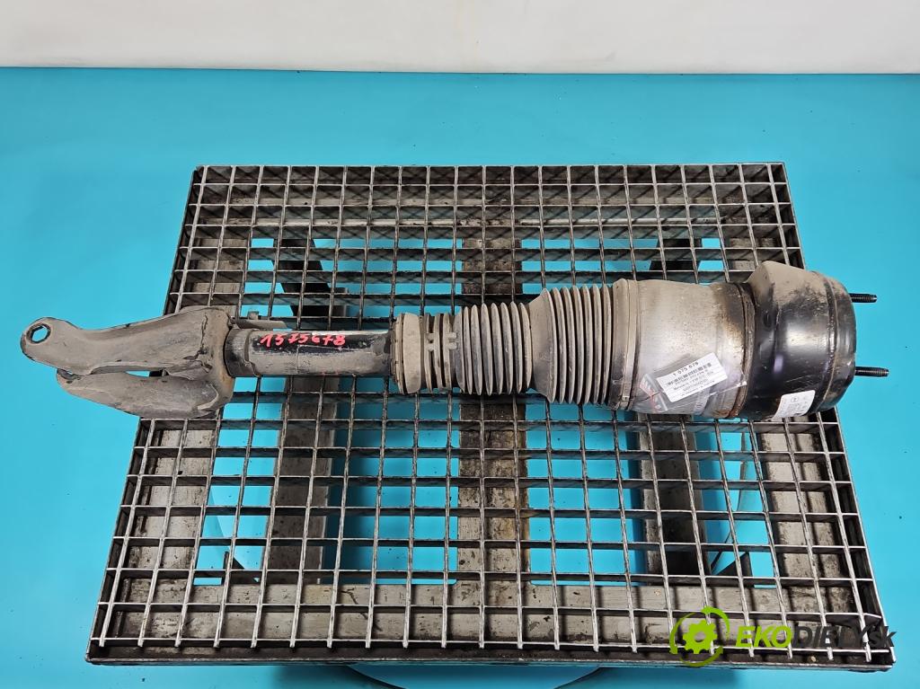 Mercedes GL II X166 2012-2015 4.7 V8 278928 340KM: automatic 250 kW 4663 cm3 5- tlmič predné pravý A1663233100 (Kľučka dverí ostatné)