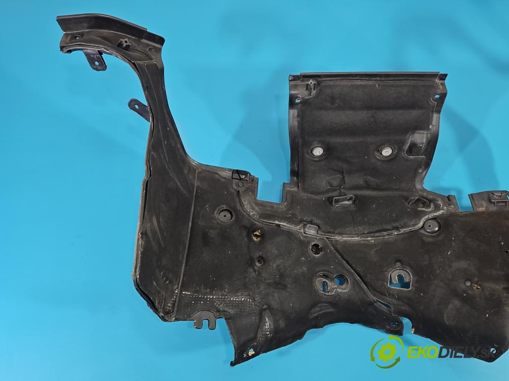 Mercedes GL II X166 2012-2015 4.7 V8 278928 340KM: automatic 250 kW 4663 cm3 5- kryt A1666200078