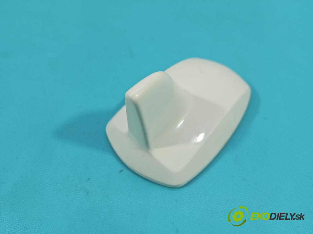 Mercedes GL II X166 2012-2015 4.7 V8 278928 340KM: automatic 250 kW 4663 cm3 5- Antena A2128201775