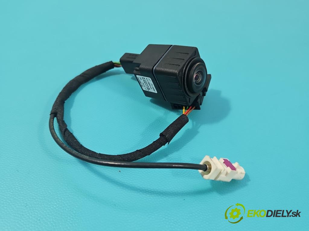 Mercedes GL II X166 2012-2015 4.7 V8 278928 340KM: automatic 250 kW 4663 cm3 5- Kamera cúvania A2319059100