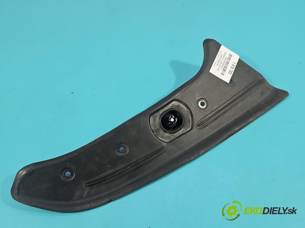 Mercedes GL II X166 2012-2015 4.7 V8 278928 340KM: automatic 250 kW 4663 cm3 5- kryt plast A1666700387