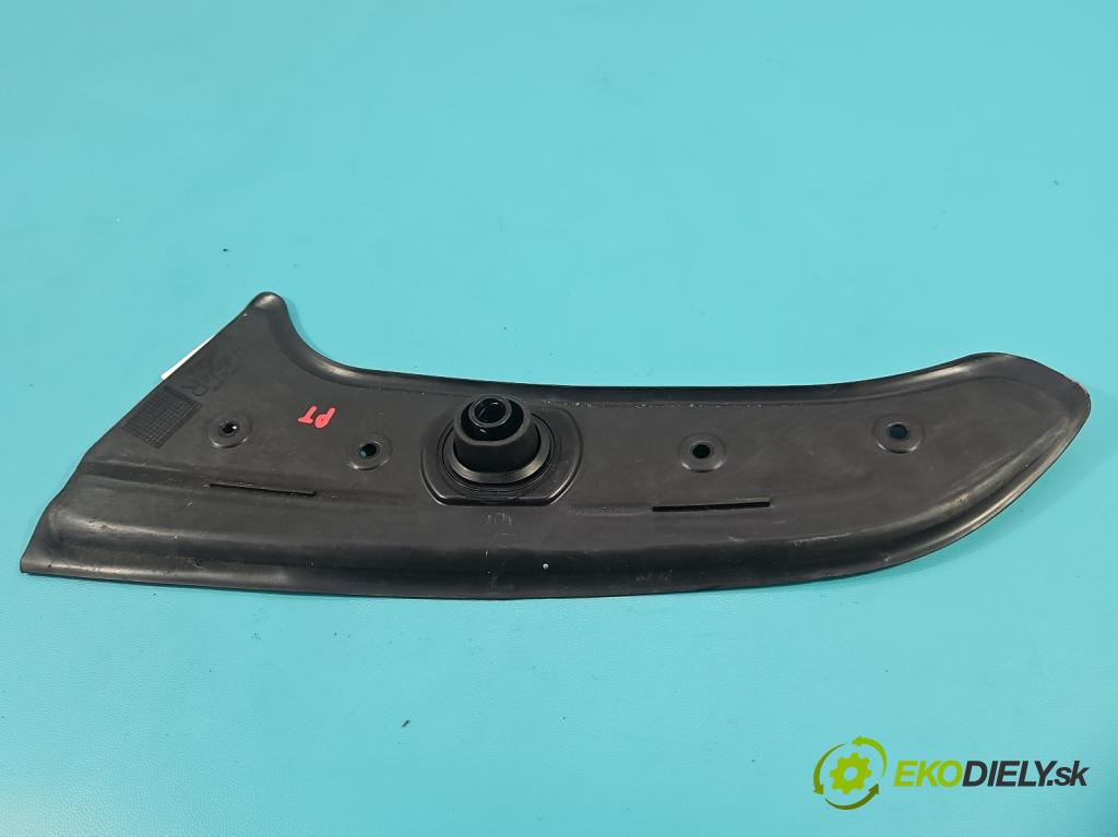 Mercedes GL II X166 2012-2015 4.7 V8 278928 340KM: automatic 250 kW 4663 cm3 5- kryt plast A1666700387