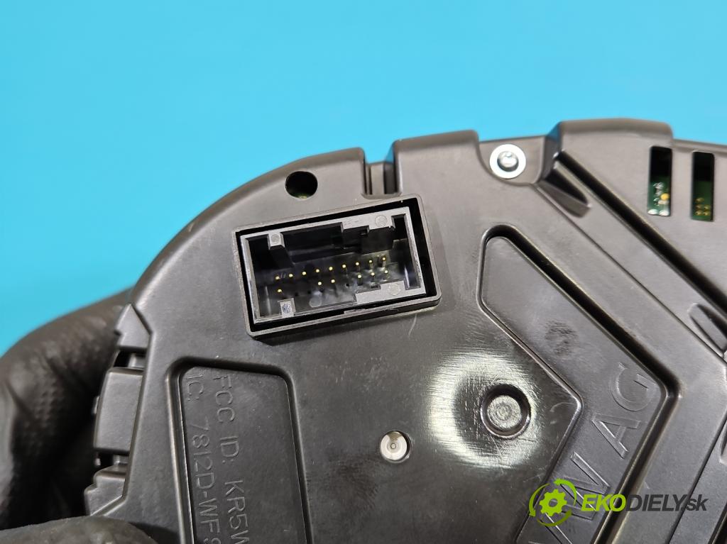 Skoda Fabia III 2014- 2021 1.0 TSI 95 HP manual 70 kW 999 cm3 5- prístrojovka/ budíky 6V0920740D (Prístrojová doska)