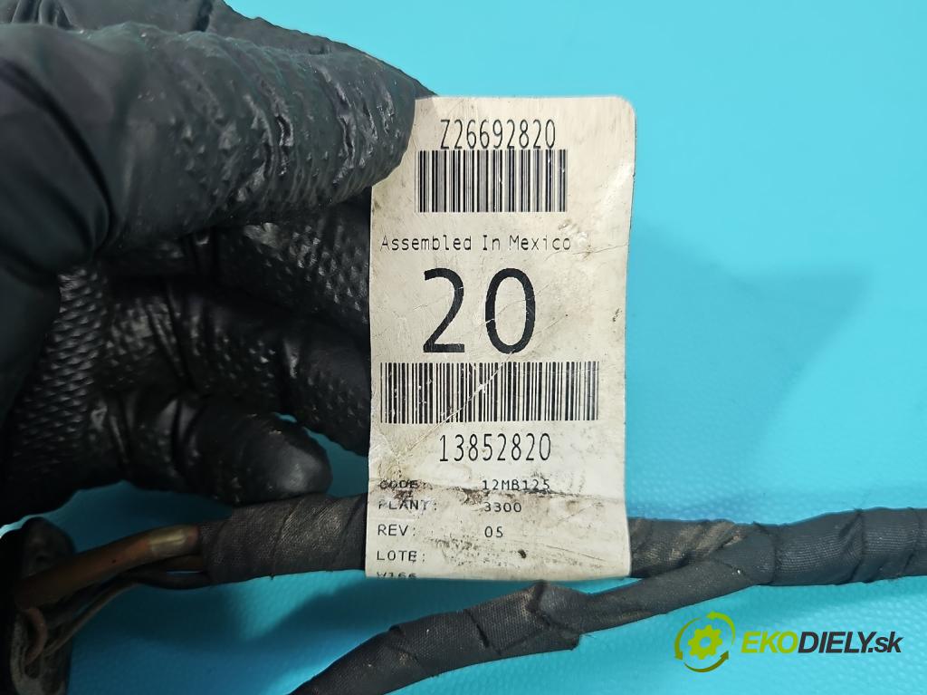 Mercedes GL II X166 2012-2015 4.7 V8 278928 340KM automatic 250 kW 4663 cm3 5- Balíček: A1664404910