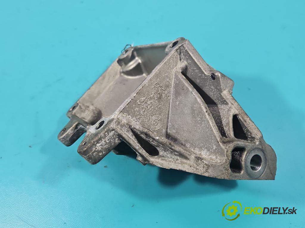 Mercedes GL II X166 2012-2015 4.7 V8 278928 340KM: automatic 250 kW 4663 cm3 5- držiak motora A2782234804