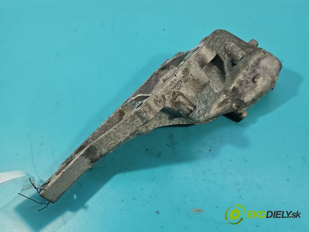 Mercedes GL II X166 2012-2015 4.7 V8 278928 340KM: automatic 250 kW 4663 cm3 5- držiak motora A2782236704