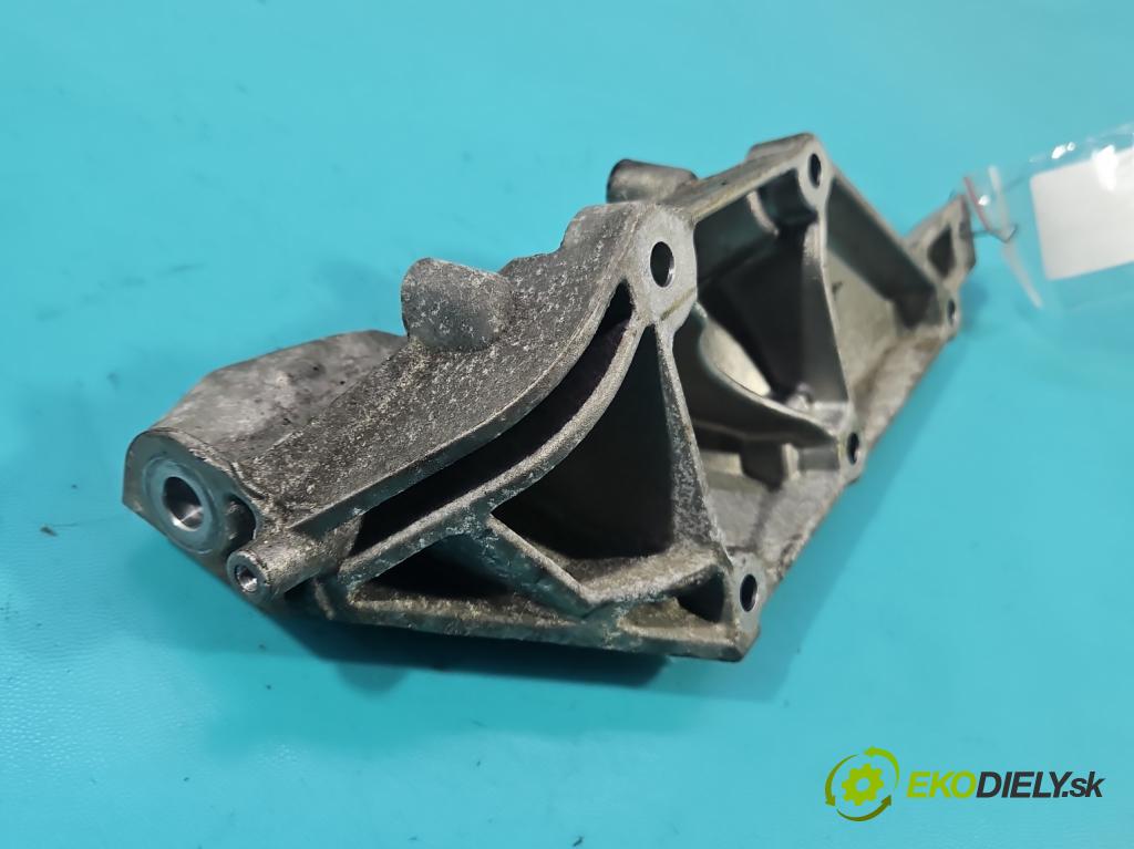 Mercedes GL II X166 2012-2015 4.7 V8 278928 340KM: automatic 250 kW 4663 cm3 5- držiak motora A2782236704