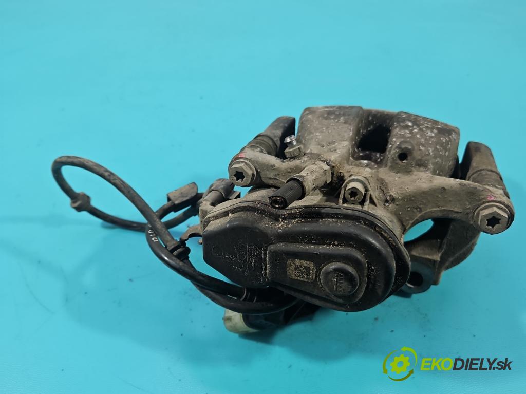 Mercedes GL II X166 2012-2015 4.7 V8 278928 340KM: automatic 250 kW 4663 cm3 5- brzdič zadné ľavý 32352564 (Kľučka dverí ostatné)