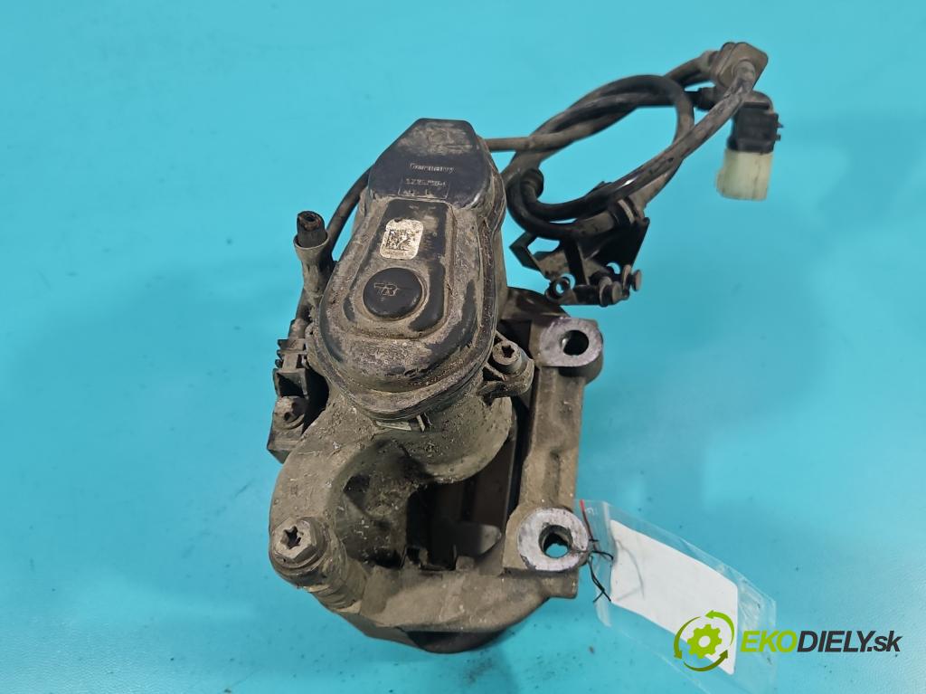 Mercedes GL II X166 2012-2015 4.7 V8 278928 340KM: automatic 250 kW 4663 cm3 5- brzdič zadné pravý 32352564 (Kľučka dverí ostatné)