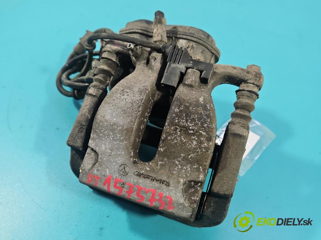 Mercedes GL II X166 2012-2015 4.7 V8 278928 340KM: automatic 250 kW 4663 cm3 5- brzdič zadné pravý 32352564 (Kľučka dverí ostatné)