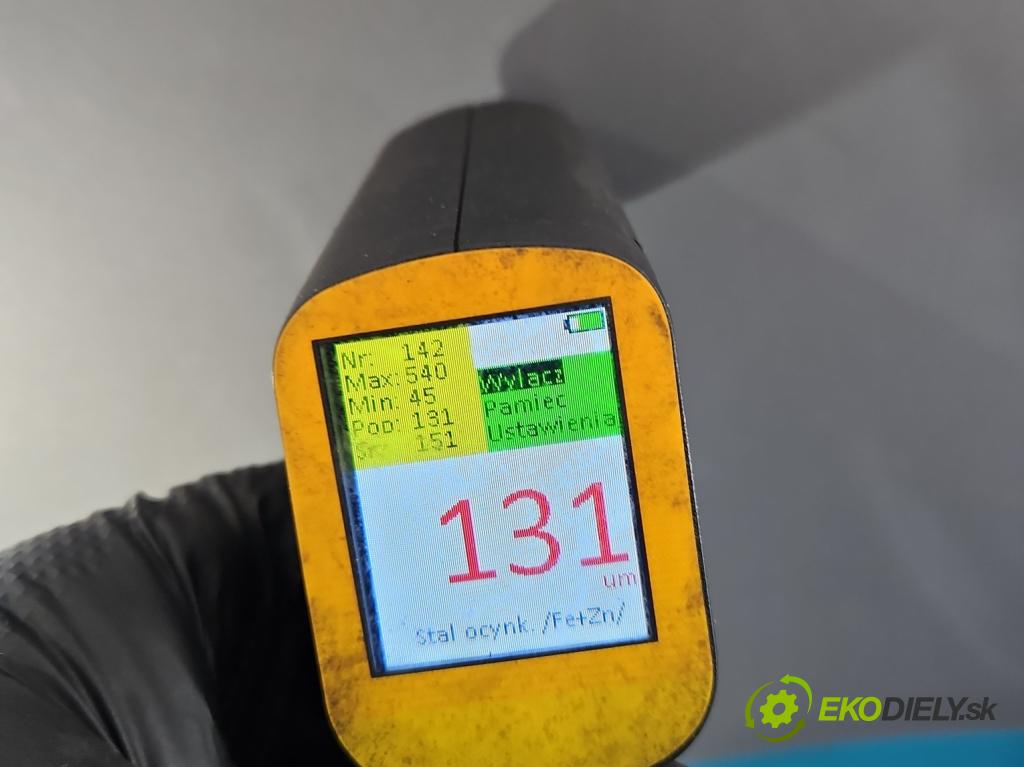 Volvo S40 II 2004-2012 2.0 hdi 136 HP manual 100 kW 1997 cm3 4- blatník predné pravý  (Kľučka dverí ostatné)