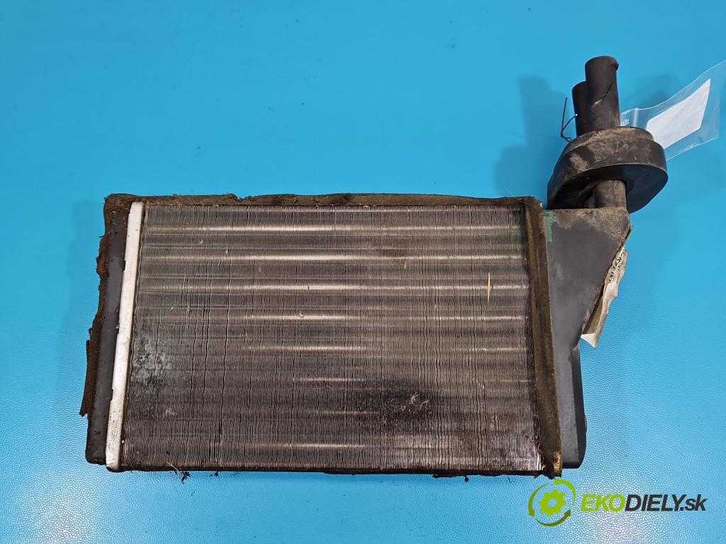 Polonez Truck 1.6 8V 87 HP manual 64 kW 1598 cm3 5- radiator  (Radiátor kúrenia)