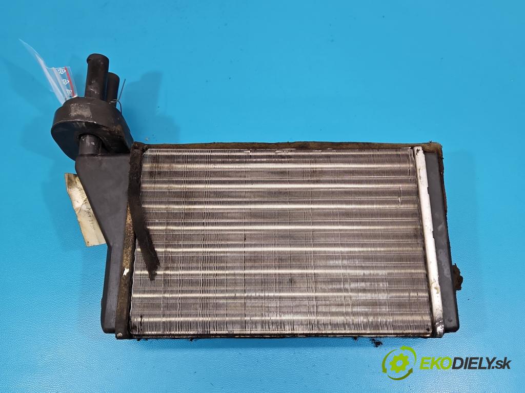 Polonez Truck 1.6 8V 87 HP manual 64 kW 1598 cm3 5- radiator  (Radiátor kúrenia)