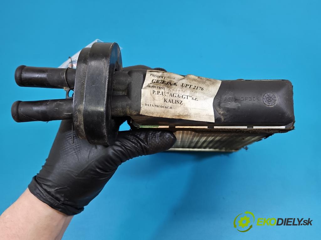 Polonez Truck 1.6 8V 87 HP manual 64 kW 1598 cm3 5- radiator  (Radiátor kúrenia)