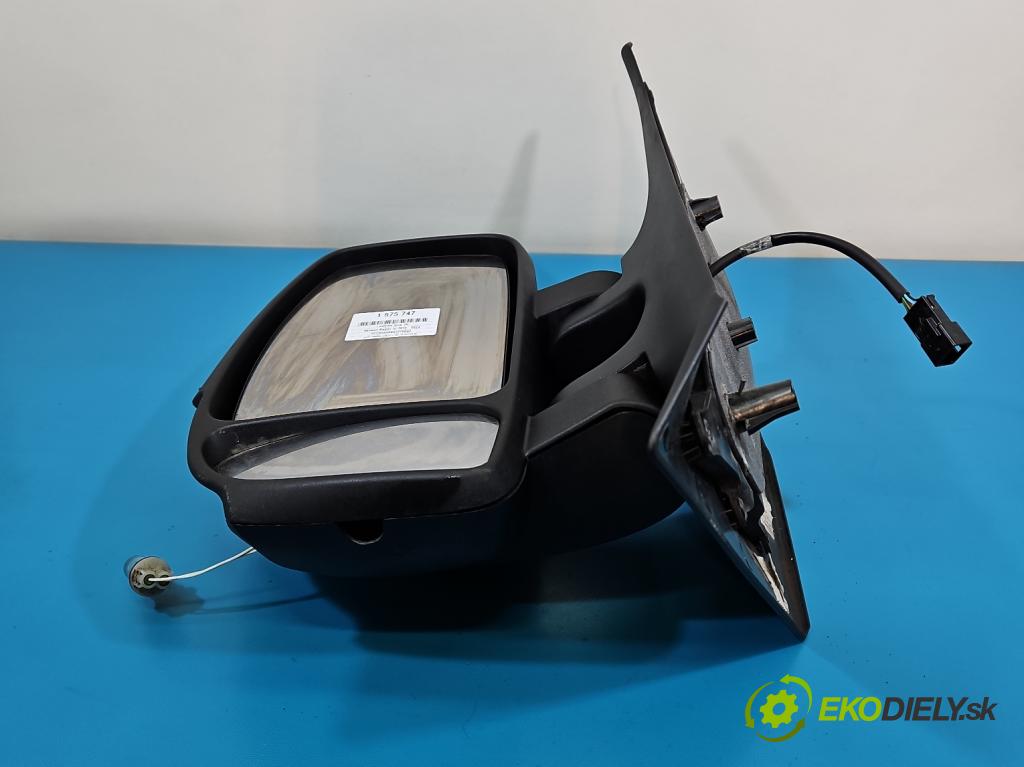 Renault Master III 2010-2024 2.3 dci 131 HP manual 96 kW 2299 cm3 5- zrkadlo ľavé  (Kľučka dverí ostatné)