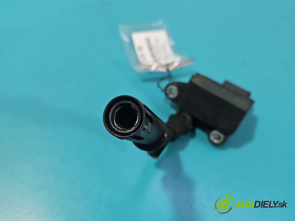 Mercedes GL II X166 2012-2015 4.7 V8 278928 340KM: automatic 250 kW 4663 cm3 5- cievka zapaľovacia A2769060260 (Zapaľovacia cievka)