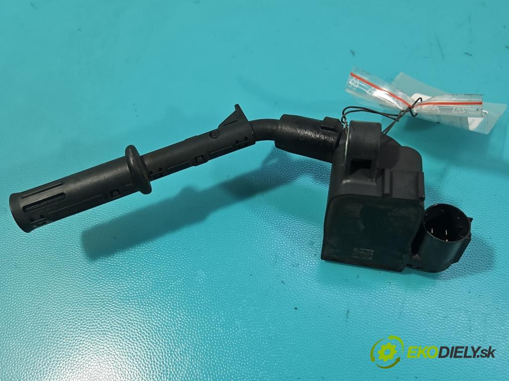 Mercedes GL II X166 2012-2015 4.7 V8 278928 340KM: automatic 250 kW 4663 cm3 5- cievka zapaľovacia A2769060260 (Zapaľovacia cievka)