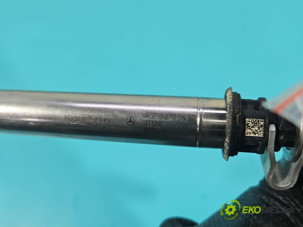 Mercedes GL II X166 2012-2015 4.7 V8 278928 340KM: automatic 250 kW 4663 cm3 5- vstrek 0261500065 (Vstrekovač paliva)