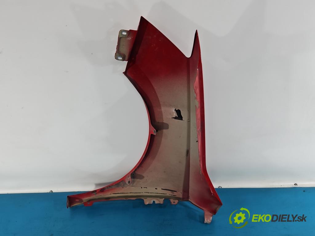 Skoda Fabia III 2014- 2021 1.0 TSI 95 HP manual 70 kW 999 cm3 5- blatník predné pravý  (Kľučka dverí ostatné)