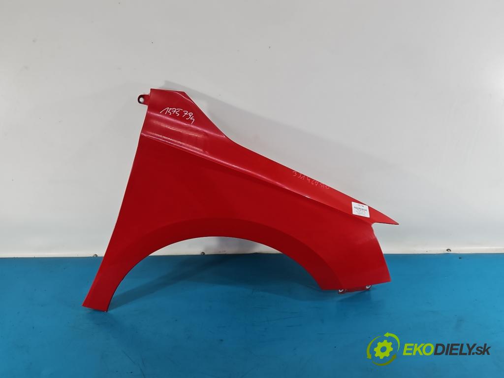 Skoda Fabia III 2014- 2021 1.0 TSI 95 HP manual 70 kW 999 cm3 5- blatník predné pravý  (Kľučka dverí ostatné)