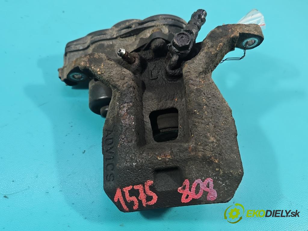 Lexus NX I 2014-2021 2.5 16V 155 HP automatic 114 kW 2494 cm3 5- brzdič zadné ľavý  (Kľučka dverí ostatné)