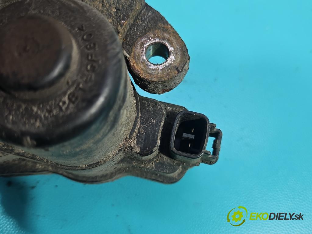 Lexus NX I 2014-2021 2.5 16V 155 HP automatic 114 kW 2494 cm3 5- brzdič zadné pravý  (Kľučka dverí ostatné)