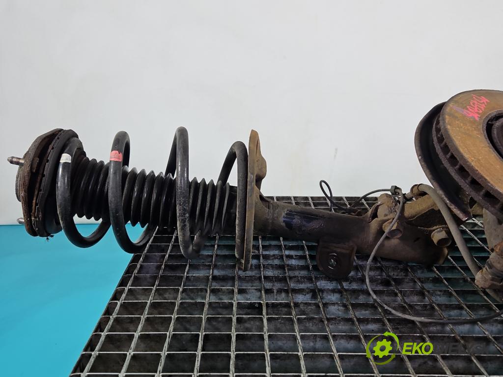 Lexus NX I 2014-2021 2.5 16V 155 HP automatic 114 kW 2494 cm3 5- tlmič predné ľavý  (Kľučka dverí ostatné)