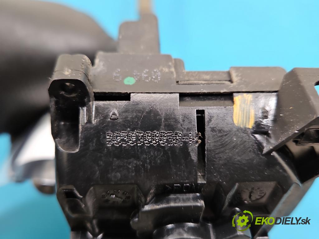 Renault Master III 2010-2024 2.3 dci 131 HP manual 96 kW 2299 cm3 5- zámok predné ľavý 805030009R