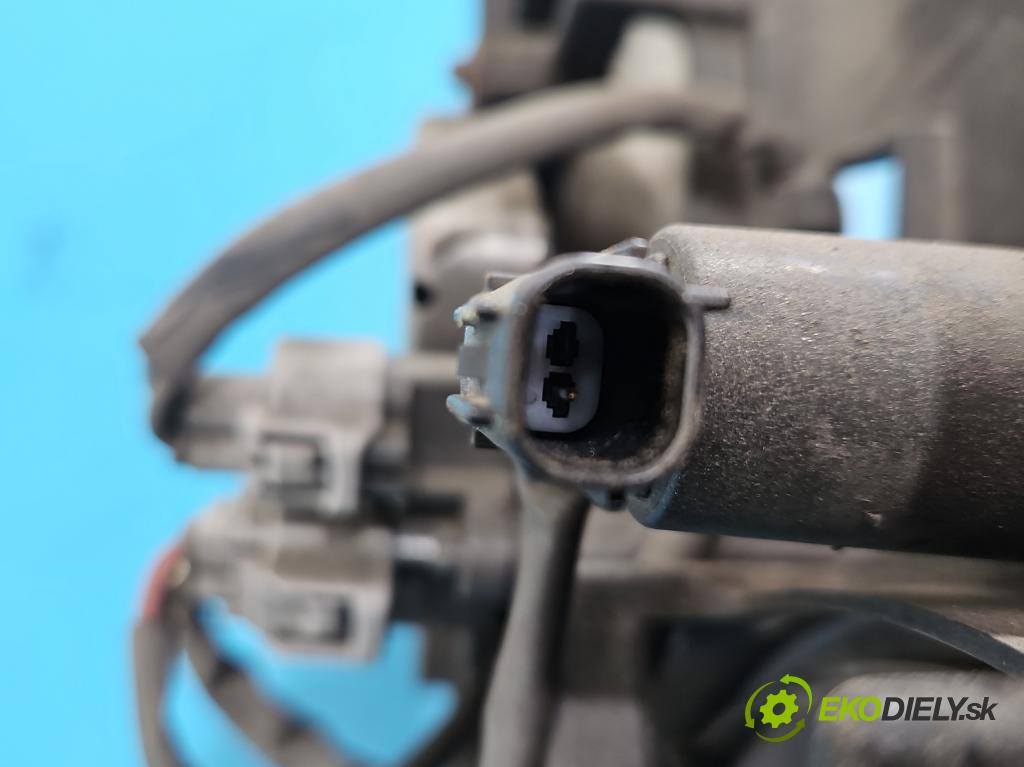 Lexus NX I 2014-2021 2.5 16V 155 hp automatic 114 kW 2494 cm3 5- ventilátor chladič 89257-30110