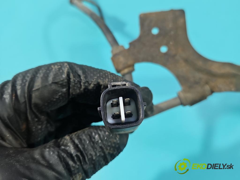 Lexus NX I 2014-2021 2.5 16V 155 HP automatic 114 kW 2494 cm3 5- Zväzok: ostatné 82821-78030