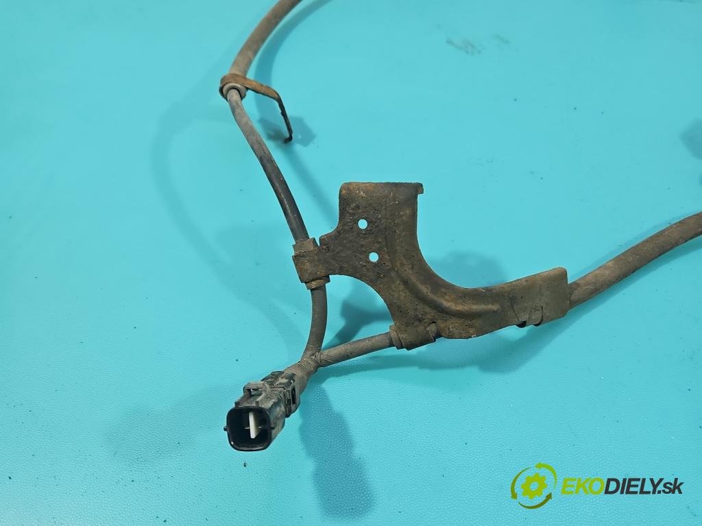 Lexus NX I 2014-2021 2.5 16V 155 HP automatic 114 kW 2494 cm3 5- Zväzok: ostatné 82821-78030