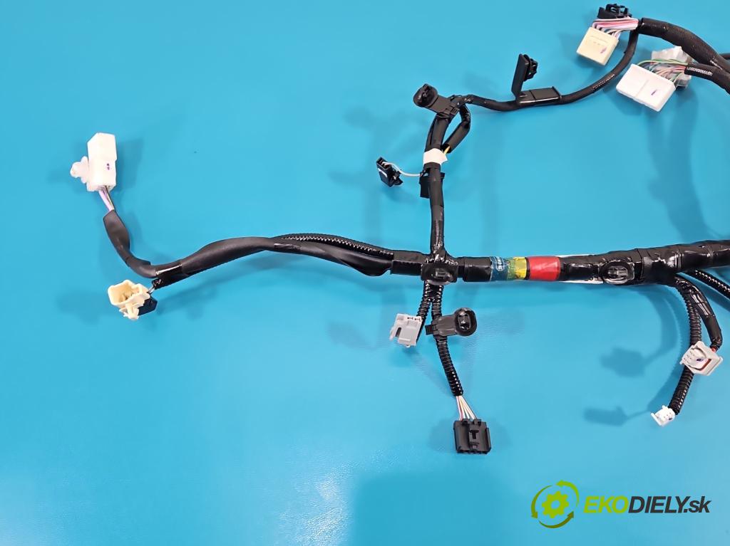 Lexus NX I 2014-2021 2.5 16V 155 hp automatic 114 kW 2494 cm3 5- Balíček: 82184-78050B