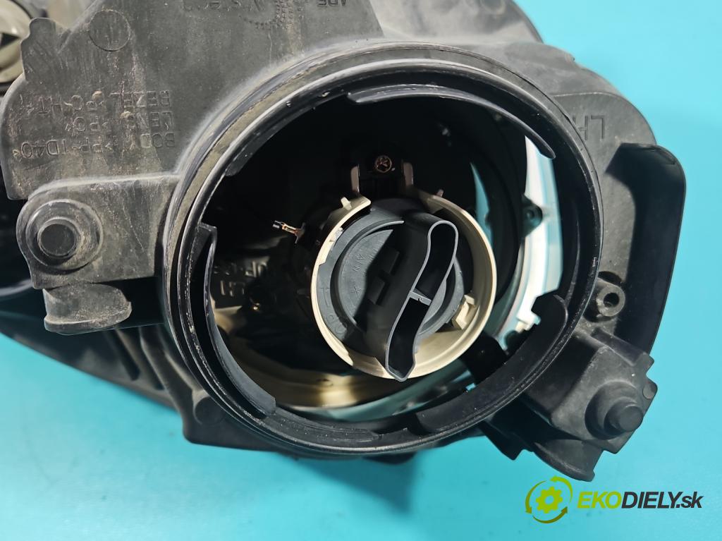 Vw Golf V 2003-2009 1.9 tdi 105 HP manual 77 kW 1896 cm3 5- Reflektor: ľavý 1K6941005R (Kľučka dverí ostatné)